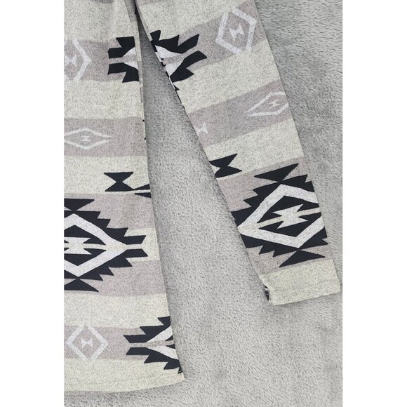 Living Doll Shirt Womens Large Gray Black Southwestern Long Sleeve Pullover Top - Picture 8 of 11